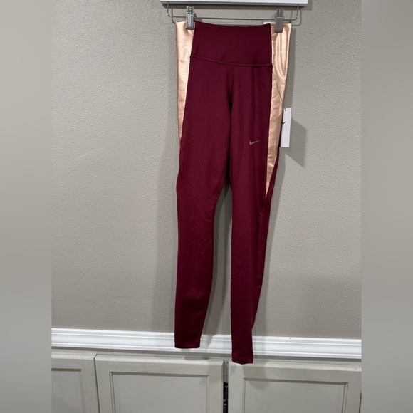 2/$20 NWT Nike Tight Fit Midrise Full Length Legging - Picture 6 of 11